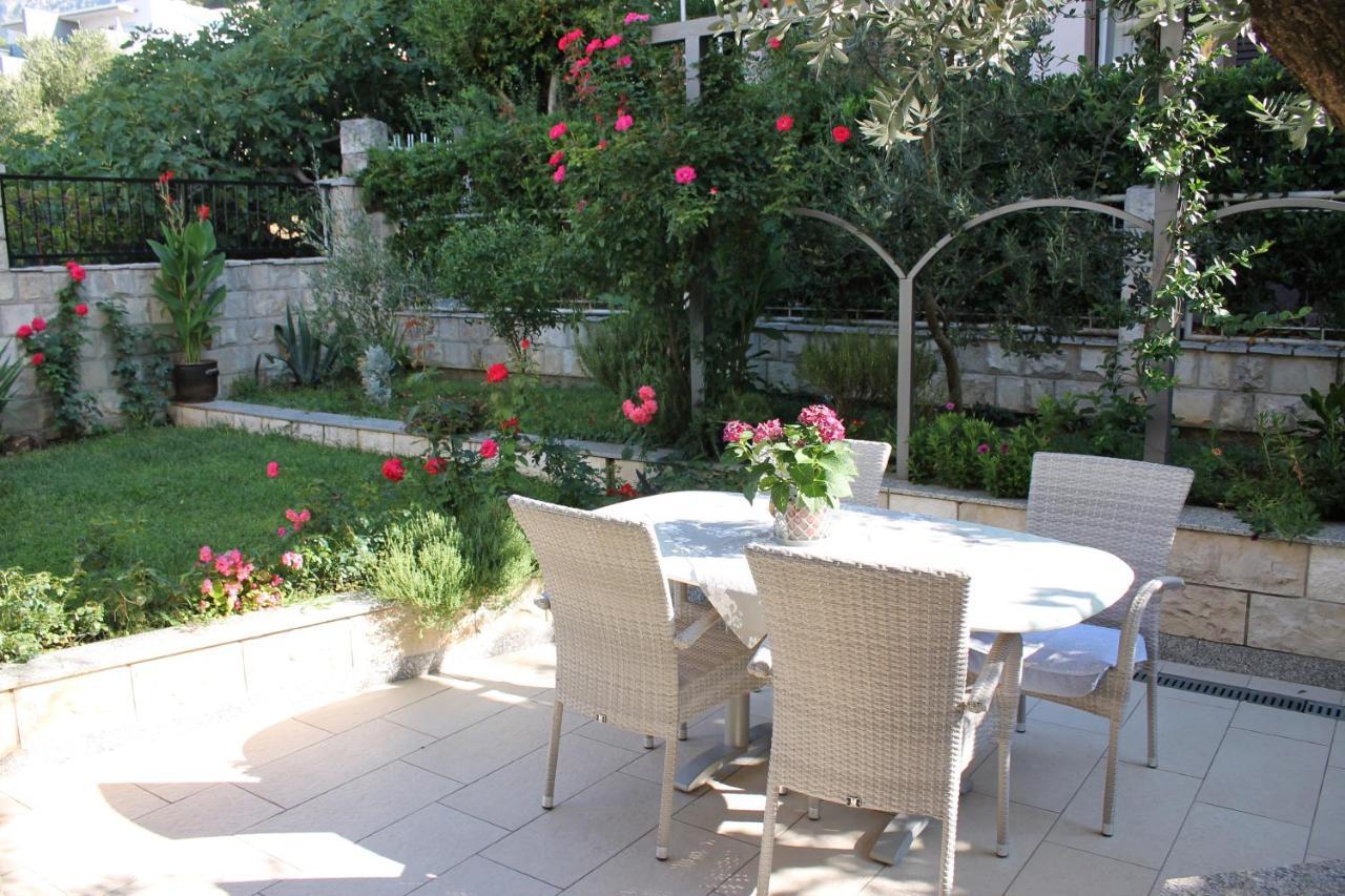 Apartments Villa Silvia Makarska Buitenkant foto
